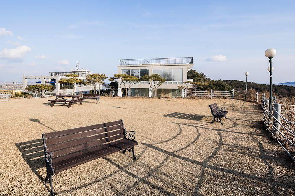 Incheon Airport Yegrina Hotel Екстер'єр фото