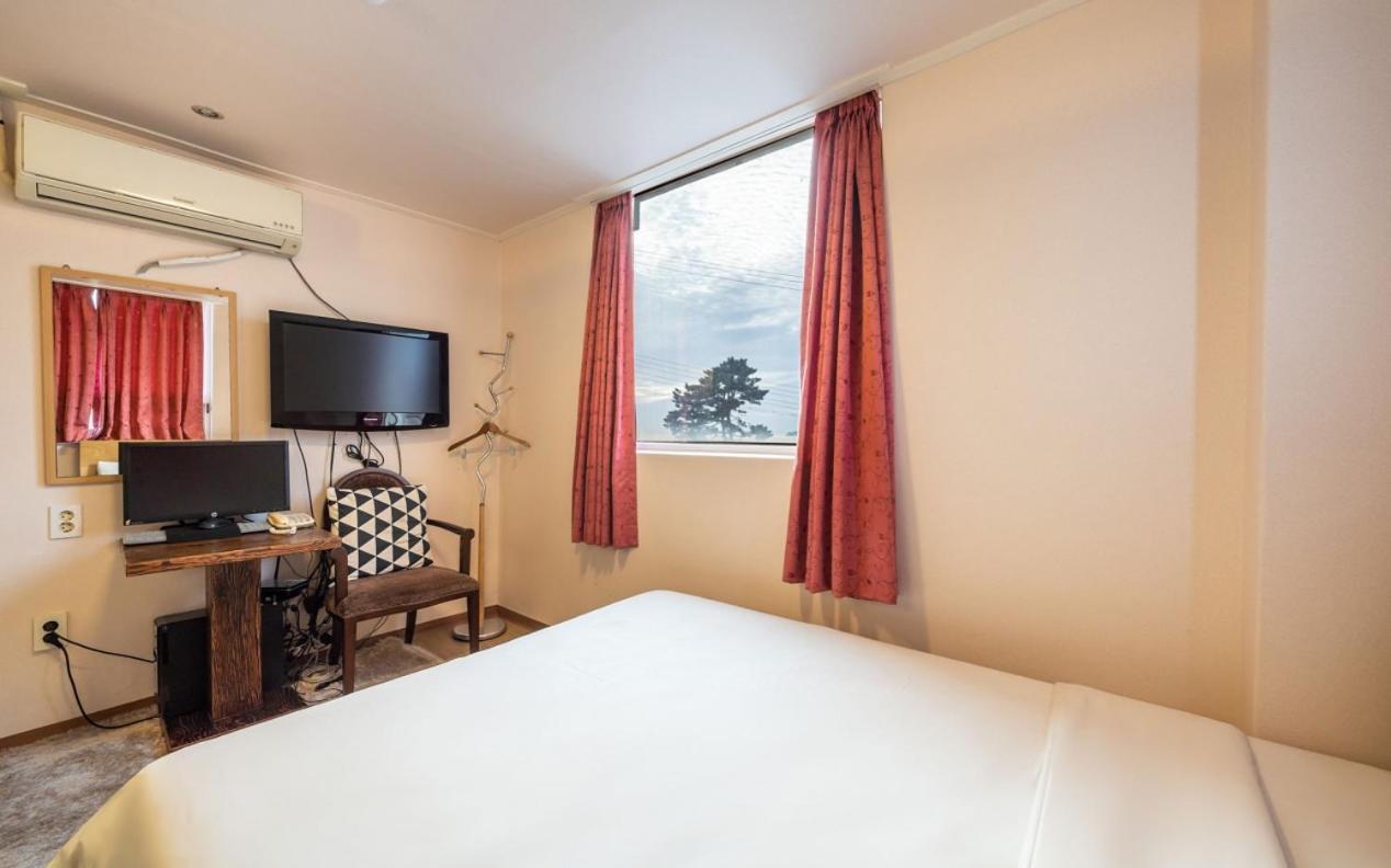 Incheon Airport Yegrina Hotel Екстер'єр фото